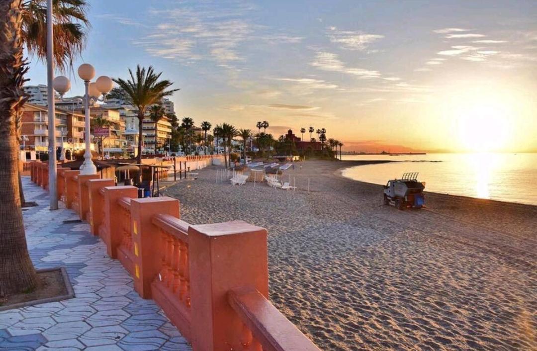Benalbeach Casa Kito Dreams 1ª Linea Playa Benalmádena Buitenkant foto